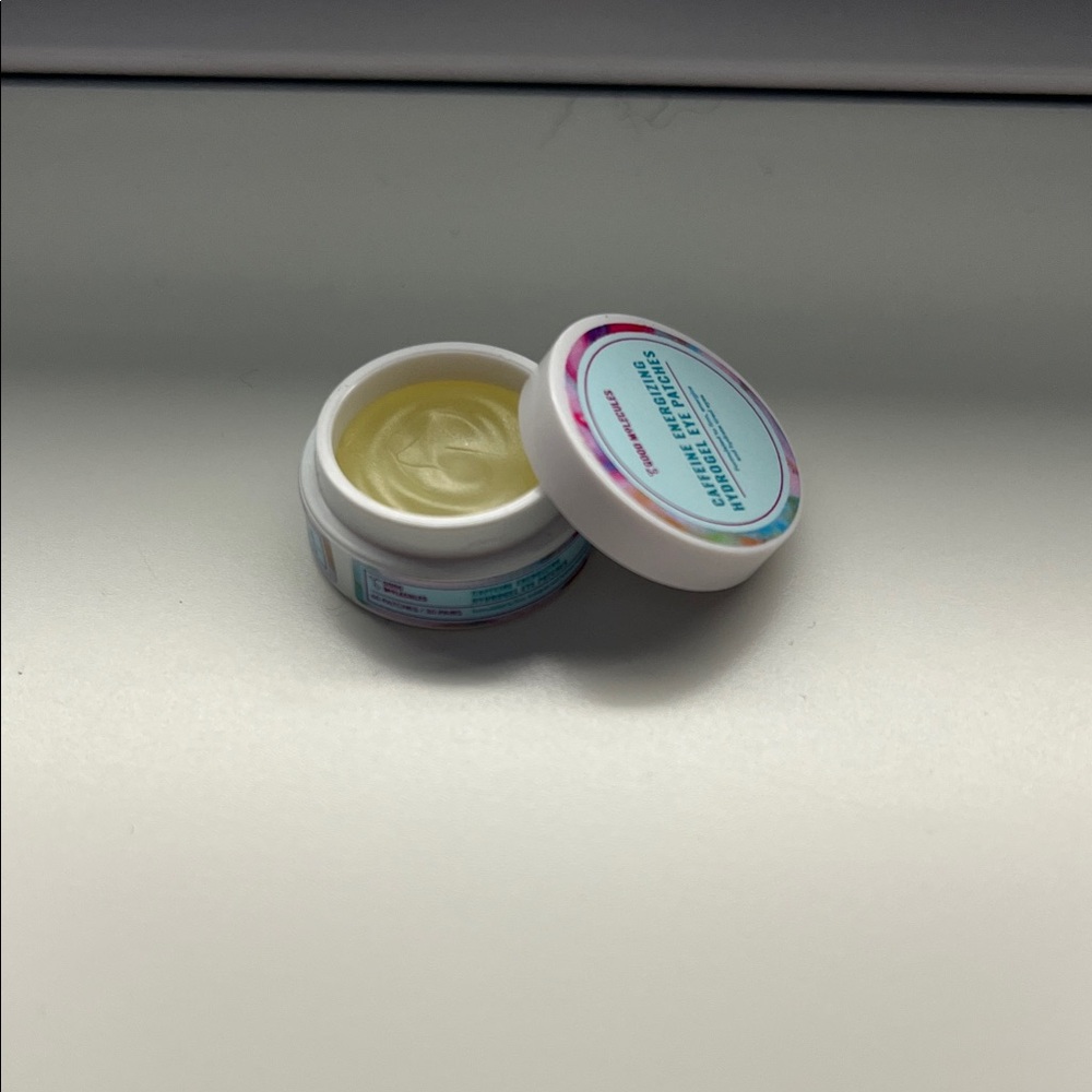 MINI BRAND X ULTA SERIES

Any questions! Leave a comment! Cream eye serum